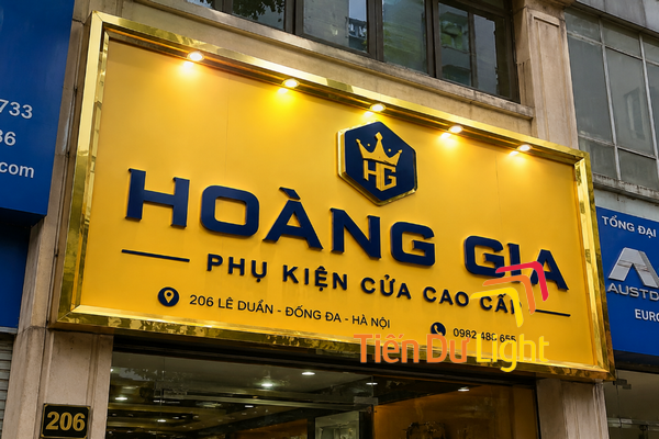 Bảng hiệu nền vàng chữ xanh dương độc đáo
