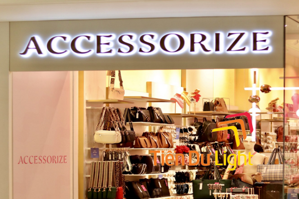 Bảng hiệu shop phụ kiện chữ nổi chuyên nghiệp
