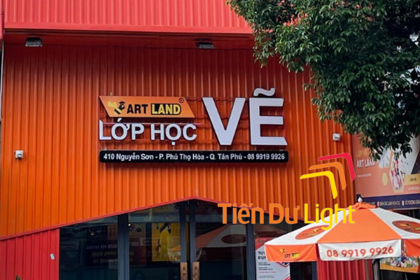 Bảng hiệu trung tâm dạy vẽ đẹp, đa dạng, giá tốt