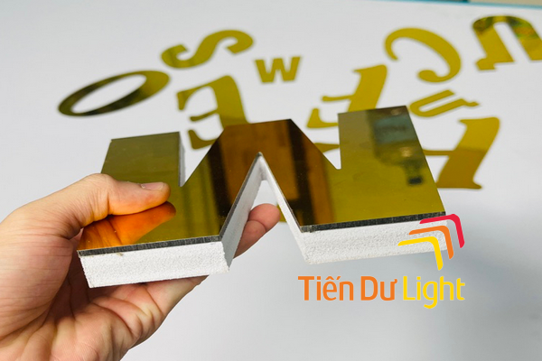 Tìm hiểu về chữ alu chân fomex chi tiết