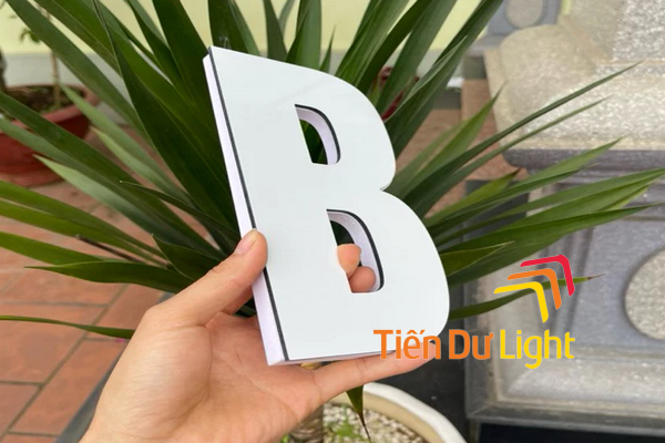 Chữ alu trắng sở hữu nhiều ưu điểm nổi trội