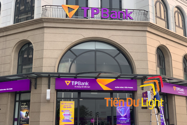 Đơn vị làm biển quảng cáo uy tín, chuyên nghiệp gọi tên Tiến Dư Light