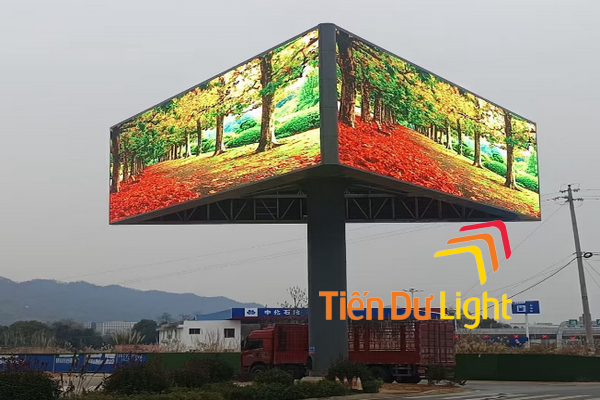 Màn hình LED 3 mặt: Giải pháp quảng cáo 360° cho doanh nghiệp
