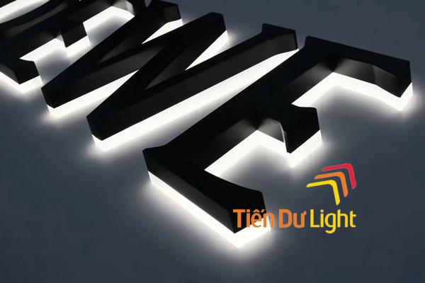 Thi công biển chữ nổi mica đẹp, nổi bật cả ngày lẫn đêm