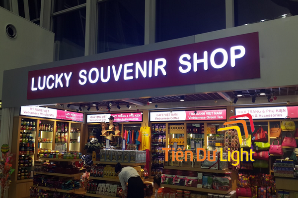 Tuổi thọ đèn LED biển quảng cáo: Bí quyết kéo dài độ bền