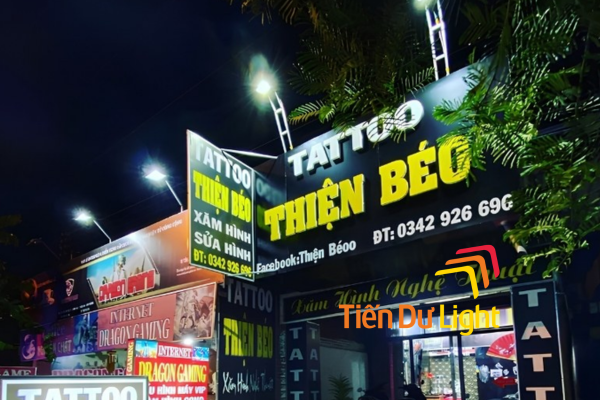 Bảng hiệu xăm hình đẹp, phong cách
