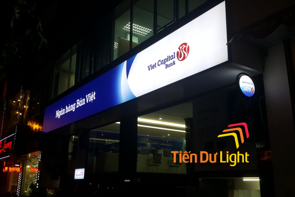 Hộp đèn quảng cáo bền đẹp, nổi bật ngoài trời