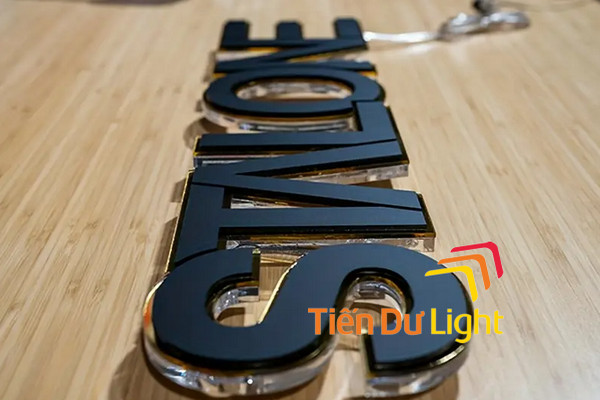 Kiểu chữ nổi 3D: Xu hướng biển hiệu sang trọng, thu hút