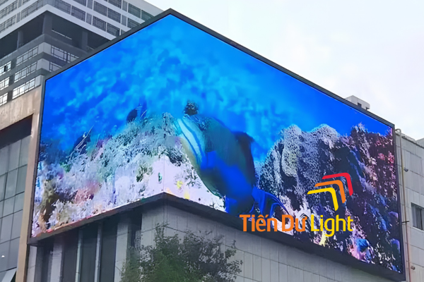 Màn hình LED P8 ngoài trời ứng dụng rộng rãi