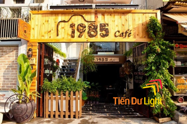 Bảng hiệu cổ điển nổi bật, ấn tượng