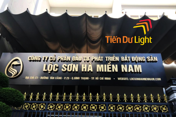 Bảng hiệu công ty bất động sản chuyên nghiệp