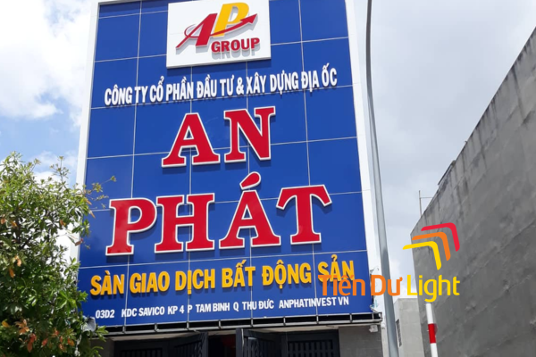 Mẫu bảng hiệu công ty bất động sản đẹp, sang trọng, chuyên nghiệp