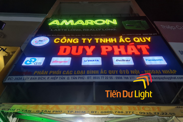 Bảng hiệu cửa hàng ắc quy đẹp, bền, thu hút khách hàng