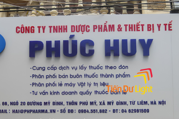 Bảng hiệu cửa hàng thiết bị y tế đẹp, chuẩn y tế, thu hút khách