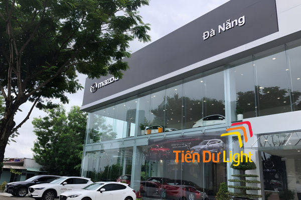 Bảng hiệu đại lý ô tô hiện đại, dễ nhận diện