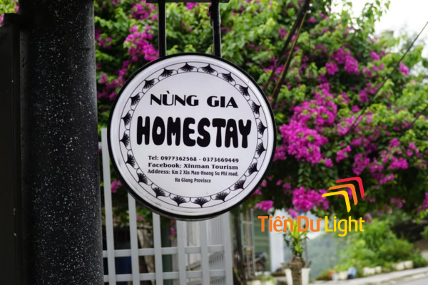 Biển vẫy homestay đẹp, chuyên nghiệp, thu hút khách lưu trú hiệu quả