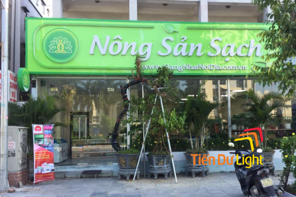 Biển hiệu cửa hàng nông sản sạch tông xanh