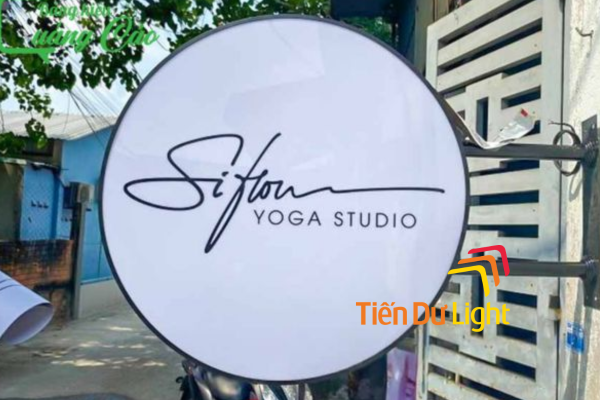 Biển vẫy yoga tròn đẹp, ấn tượng