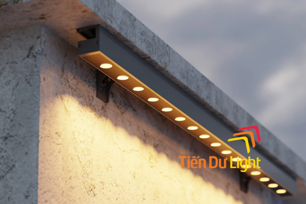 Đèn Wall Washer chiếu sáng mặt dựng