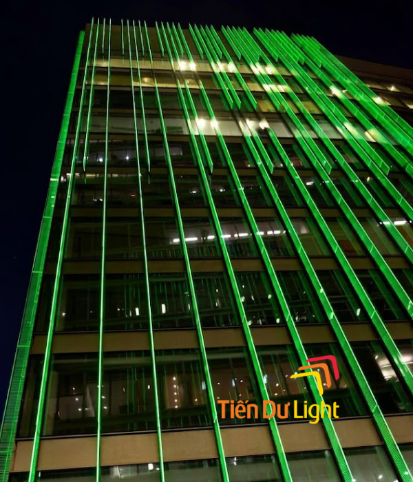 Facade lighting mặt dựng kính: Nâng tầm vẻ đẹp kiến trúc hiện đại