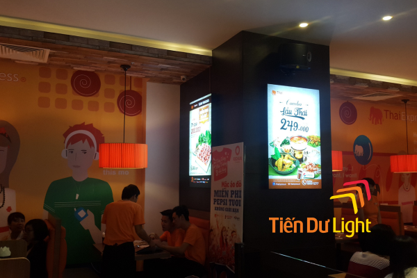 Làm biển quảng cáo hộp đèn đẹp, bền, thu hút khách hàng cả ngày lẫn đêm