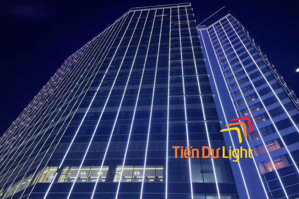 Làm thế nào để thiết kế ánh sáng cao ốc hiệu quả và bền vững?