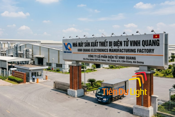 Yếu tố ảnh hưởng giá biển bảng nhà máy: Những điều cần biết