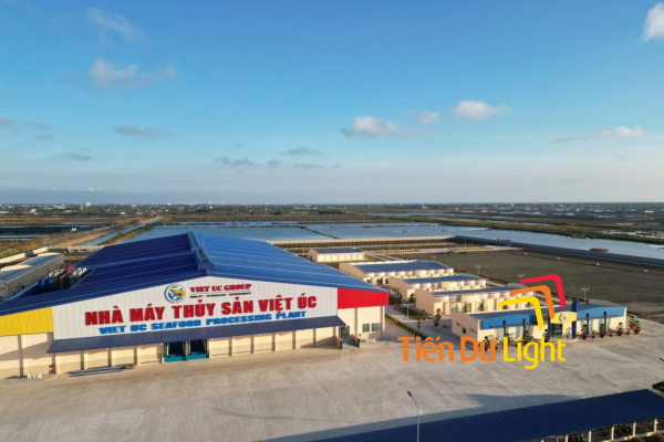 Mẫu bảng hiệu nhà máy chế biến đẹp, hiện đại, ấn tượng
