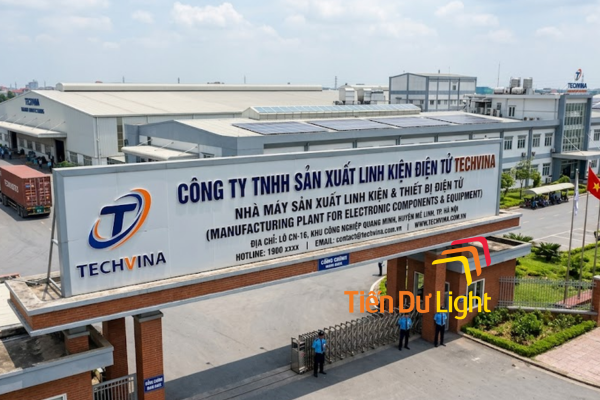 Bảng hiệu nhà máy linh kiện sử dụng vật liệu bền đẹp