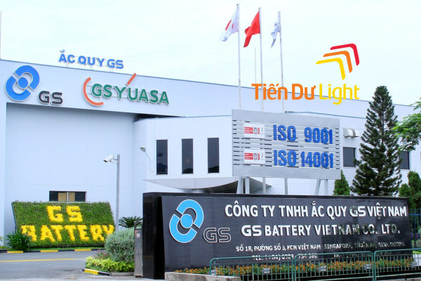 Bảng hiệu nhà máy sản xuất ắc quy nổi bật, tạo dấu ấn thương hiệu