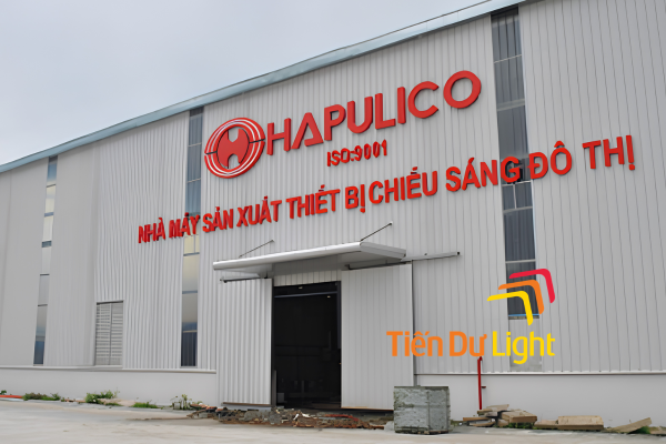 Bảng hiệu nhà máy thiết bị chiếu sáng đẹp, bền, chuyên nghiệp