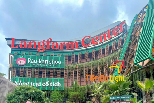 Bảng hiệu nông trại đẹp, biến cổng vào thành điểm check-in viral