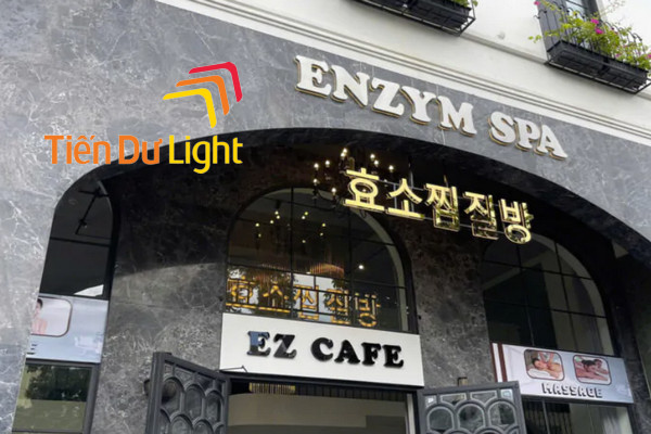 Bảng hiệu shophouse nổi bật: Thiết kế đồng bộ, thi công chất lượng