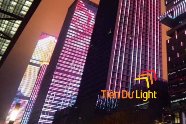Chiếu sáng mặt dựng động tạo điểm nhấn kiến trúc về đêm