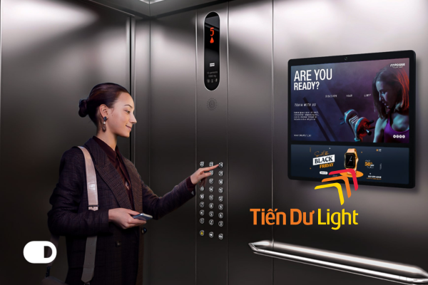 Digital signage thang máy thông minh kiến tạo trải nghiệm hiện đại
