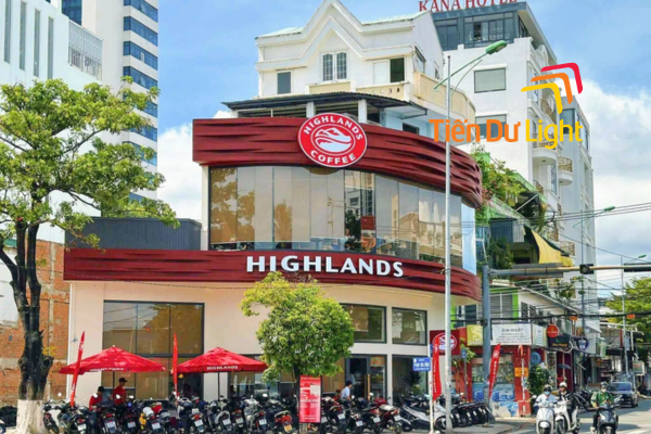 Màu sắc đỏ đặc trưng nổi bật