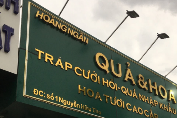 Mẫu biển quảng cáo cưới hỏi chữ nổi đẹp