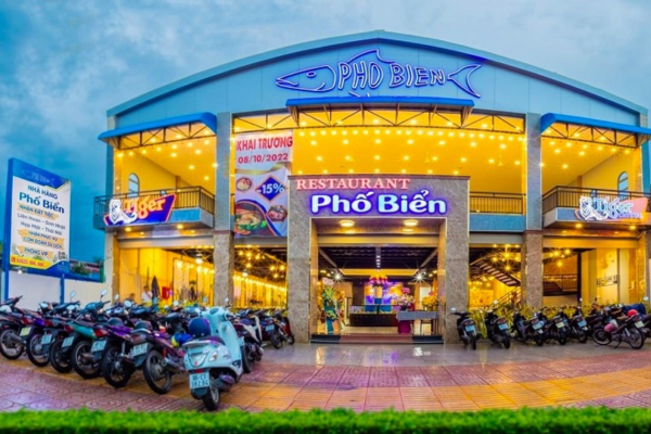 Biển vẫy thu hút hiệu quả nhận diện từ nhiều hướng