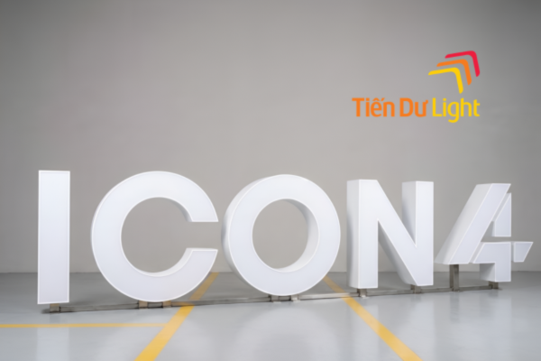 Chữ chân inox đẹp