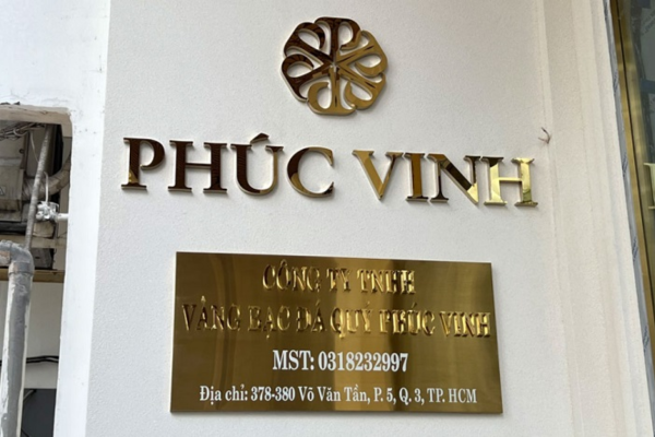 Quy trình gắn chữ cần cẩn thận để chữ luôn bền đẹp