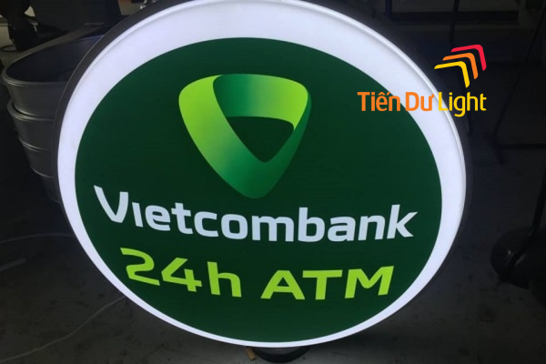 Mẫu hộp đèn tròn hút nổi ngân hàng