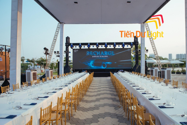 Màn hình led trình triếu trực tiếp sống động