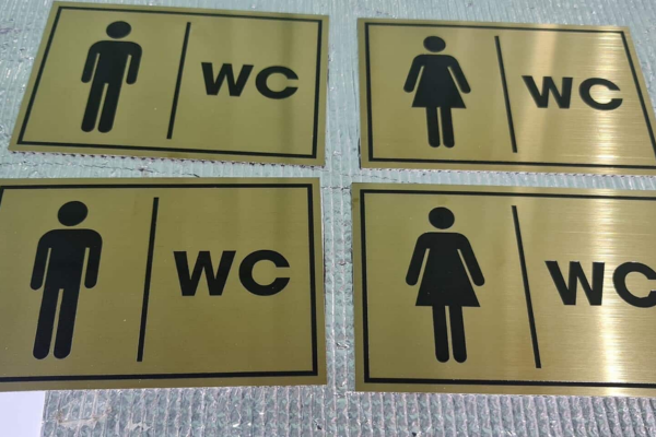 Biển WC inox