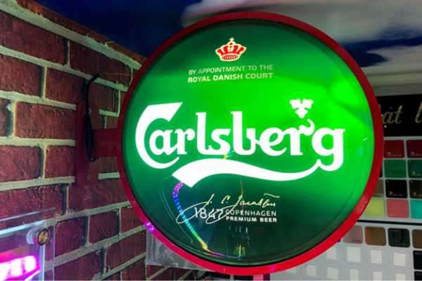 Hộp đèn hút nổi 3D là gì?