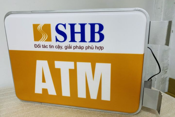 Hộp đèn mica in UV là gì?