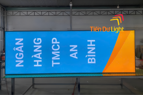 Biển hộp dèn in decal