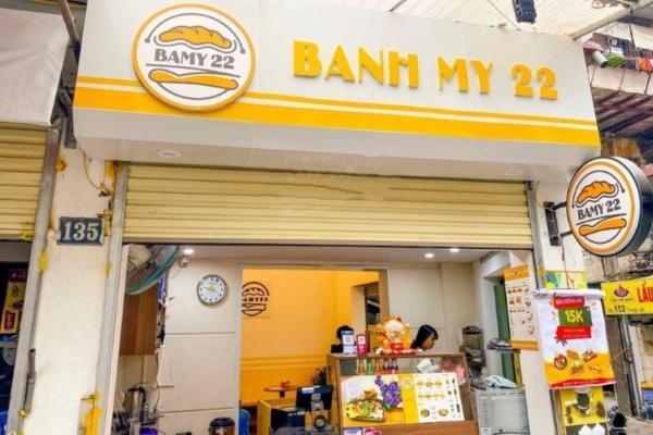 Biển mặt tiền, biển bạt và biển vẫy bánh mì