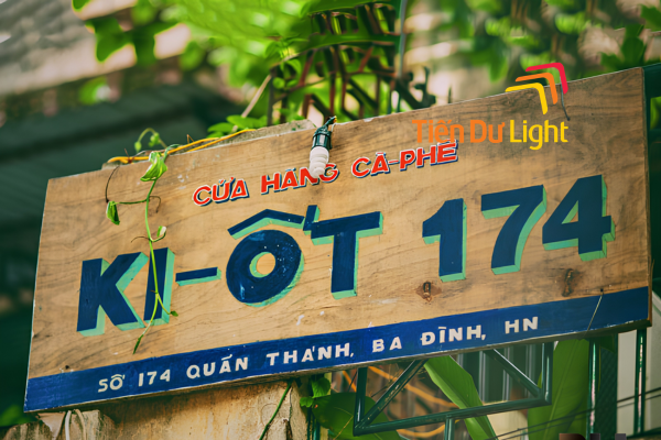 Collection of Unique Vintage Signs - Impressive - Aesthetic