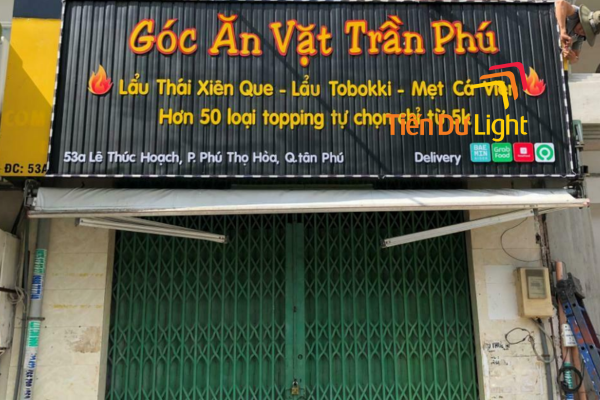 Ứng dụng biển quảng cáo tôn sóng