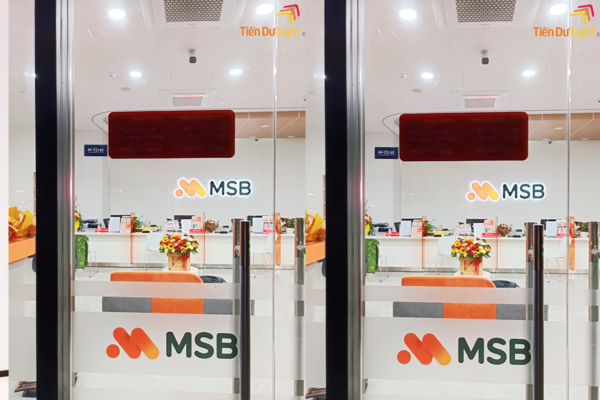 Decal dán kính in logo